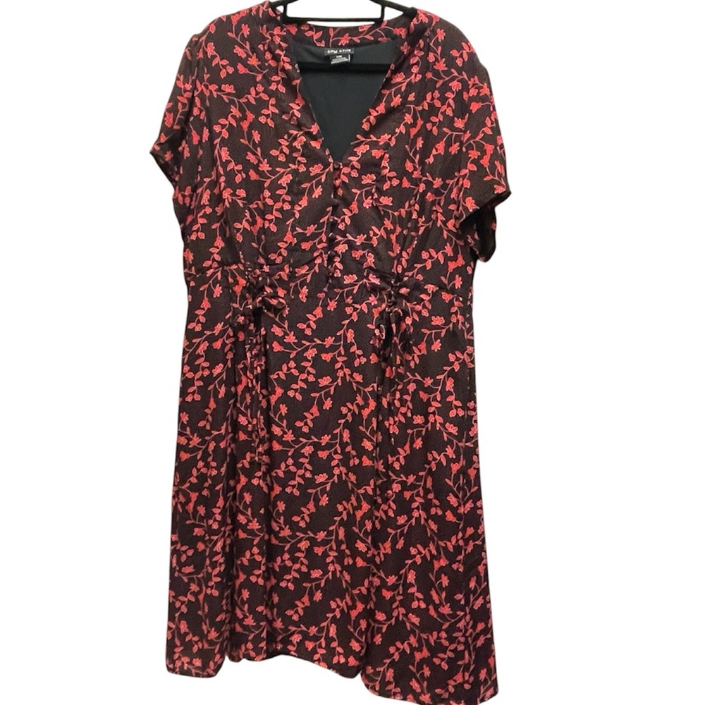 City Chic Black and Red Floral Love Vine Dress